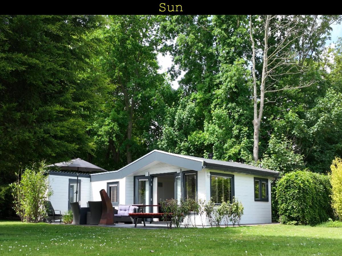 Inn To The Beach Ouddorp Exteriör bild